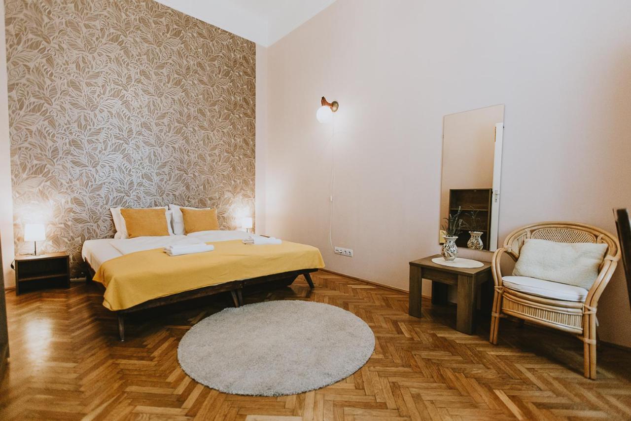Budapest Folk Apartment 60Sm Spacious And Bright Dış mekan fotoğraf