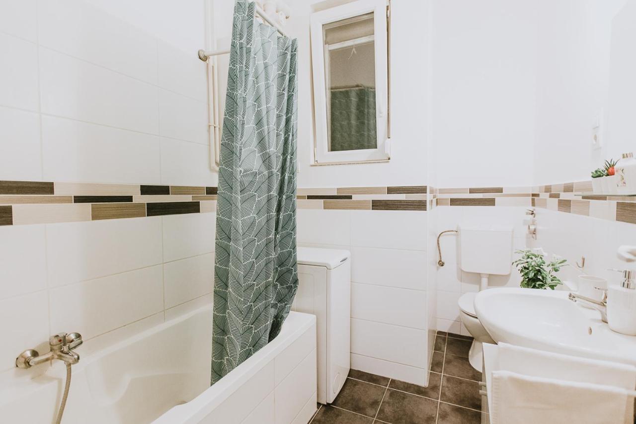 Budapest Folk Apartment 60Sm Spacious And Bright Dış mekan fotoğraf
