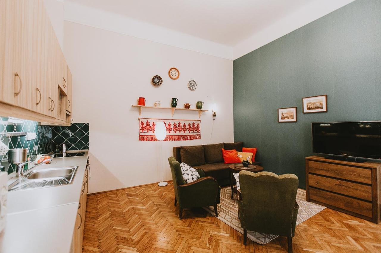 Budapest Folk Apartment 60Sm Spacious And Bright Dış mekan fotoğraf